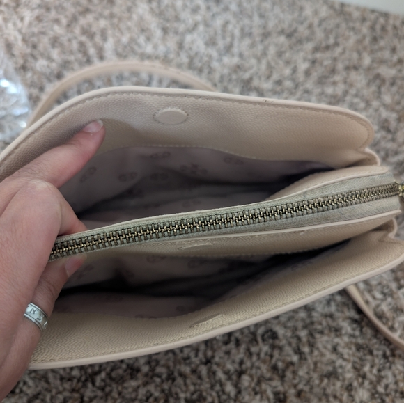 Tory Burch Cream Crossbody Bag - Picture 5 of 16